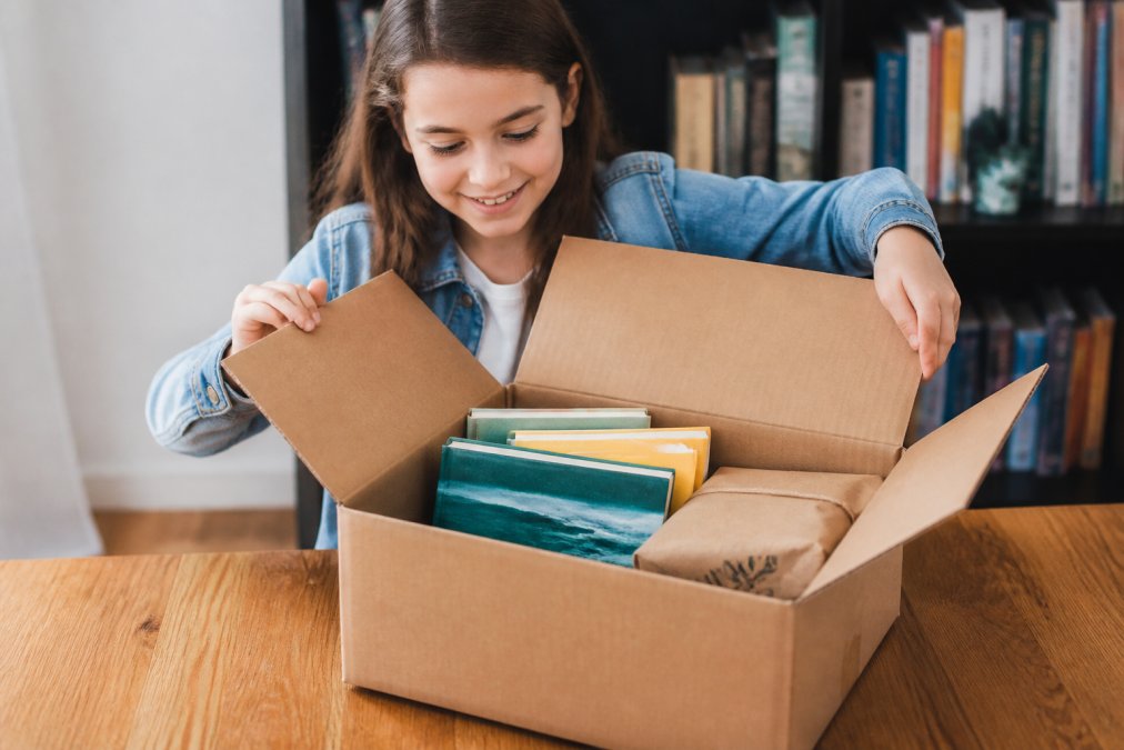 Monthly Book Box for 9 Year Olds: 2026 Reviews